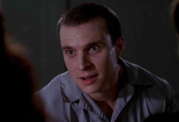 Изображение из сериала «Кости» 1 сезон