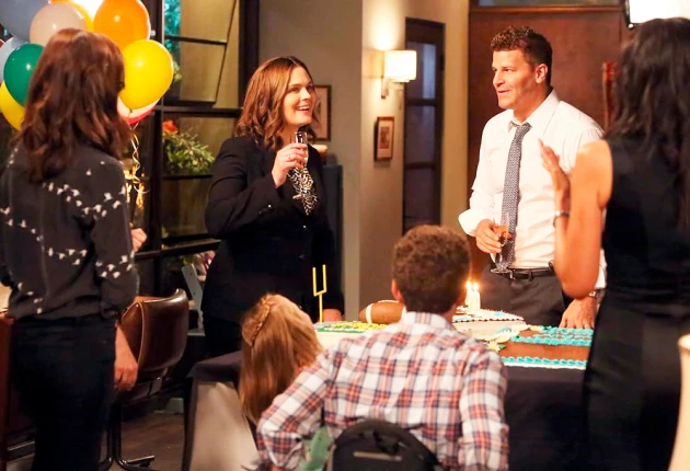 Изображение из сериала «Кости» 12 сезон